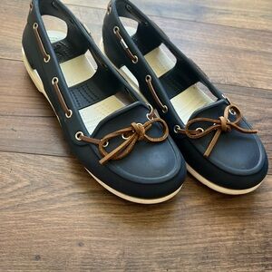 Women’s Crocs Navy White Beach Line Slip-on Boat Shoes Sz 8
